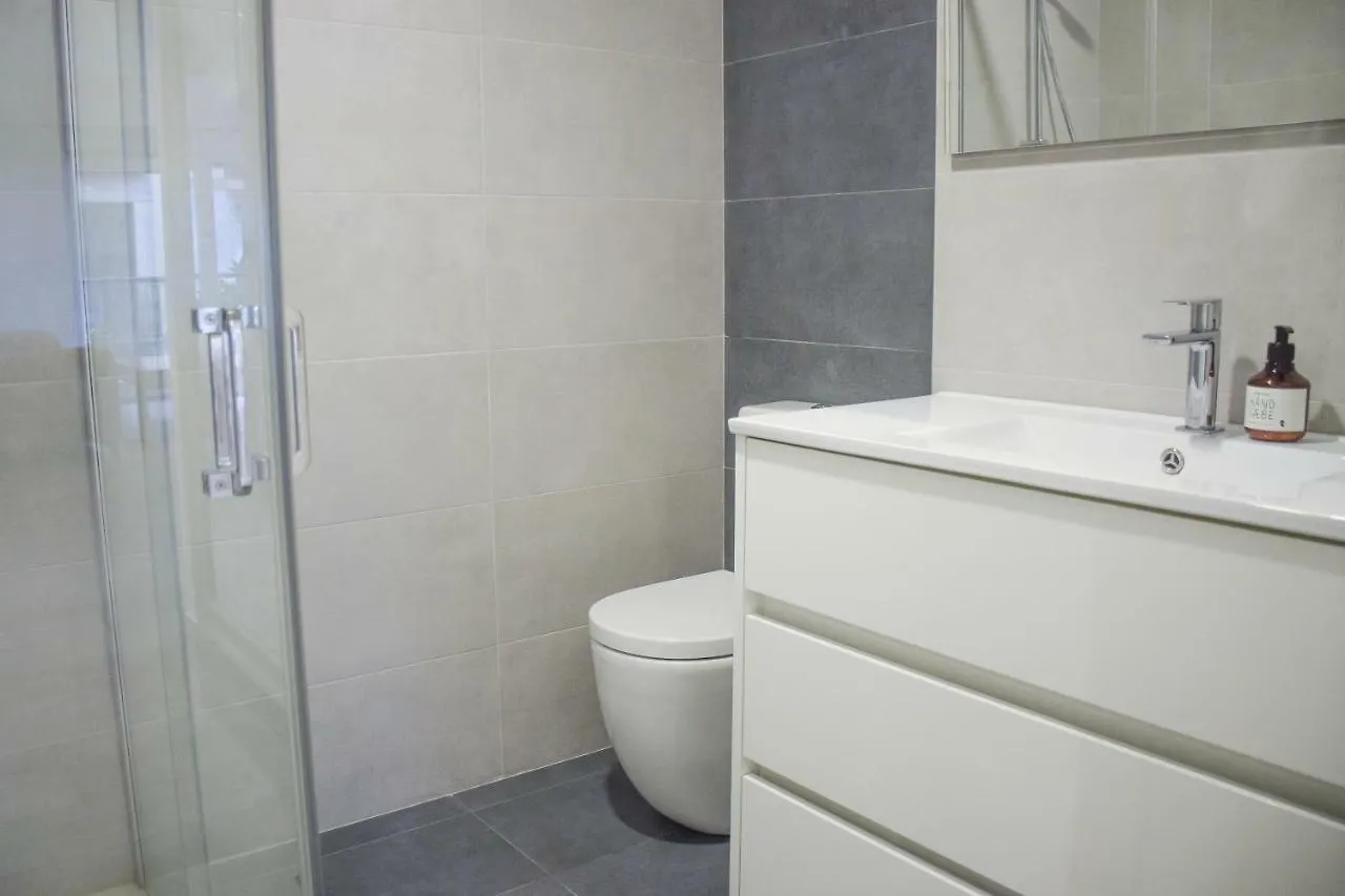 Modern & Spacious Apartment Near La Concha Bay San Sebastian