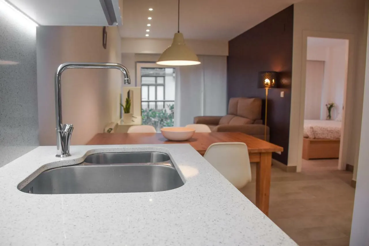 Modern & Spacious Apartment Near La Concha Bay San Sebastian